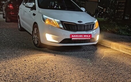 KIA Rio III рестайлинг, 2014 год, 950 000 рублей, 12 фотография