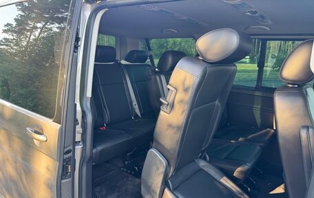 Volkswagen Caravelle T6 рестайлинг, 2018 год, 5 500 000 рублей, 8 фотография