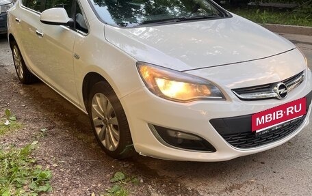 Opel Astra J, 2013 год, 850 000 рублей, 3 фотография