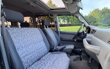 Toyota Land Cruiser 80 рестайлинг, 1996 год, 4 300 000 рублей, 20 фотография