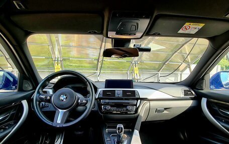 BMW 3 серия, 2018 год, 3 650 000 рублей, 12 фотография