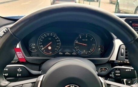 BMW 3 серия, 2018 год, 3 650 000 рублей, 13 фотография