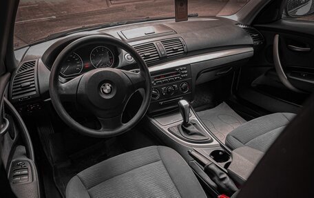 BMW 1 серия, 2010 год, 950 000 рублей, 6 фотография