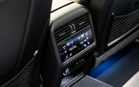 Porsche Cayenne III, 2025 год, 19 690 000 рублей, 9 фотография