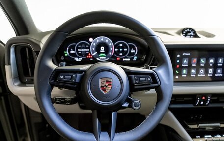 Porsche Cayenne III, 2025 год, 19 690 000 рублей, 10 фотография