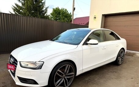 Audi A4, 2013 год, 1 325 000 рублей, 1 фотография