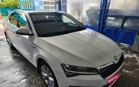 Skoda Superb III рестайлинг, 2019 год, 3 700 000 рублей, 13 фотография