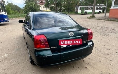 Toyota Avensis III рестайлинг, 2004 год, 580 000 рублей, 5 фотография