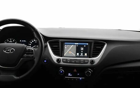 Hyundai Solaris II рестайлинг, 2018 год, 1 560 000 рублей, 5 фотография