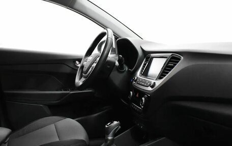 Hyundai Solaris II рестайлинг, 2018 год, 1 560 000 рублей, 12 фотография
