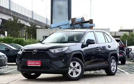 Toyota RAV4, 2025 год, 3 250 000 рублей, 1 фотография