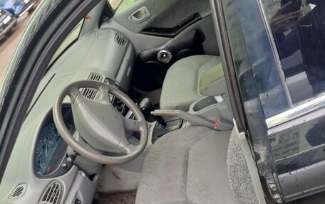 Mitsubishi Galant VIII, 2003 год, 250 000 рублей, 6 фотография