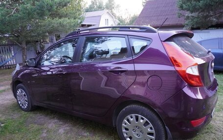 Hyundai Solaris II рестайлинг, 2011 год, 800 000 рублей, 10 фотография