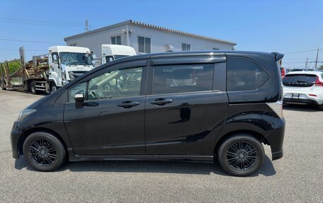 Honda Freed I, 2015 год, 1 395 000 рублей, 5 фотография