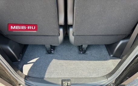 Honda Freed I, 2015 год, 1 395 000 рублей, 18 фотография