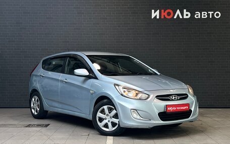 Hyundai Solaris II рестайлинг, 2011 год, 795 000 рублей, 3 фотография