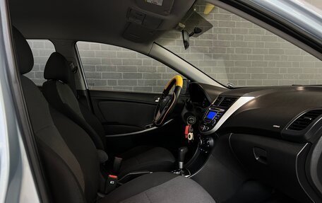 Hyundai Solaris II рестайлинг, 2011 год, 795 000 рублей, 10 фотография