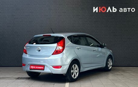 Hyundai Solaris II рестайлинг, 2011 год, 795 000 рублей, 5 фотография