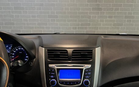 Hyundai Solaris II рестайлинг, 2011 год, 795 000 рублей, 12 фотография
