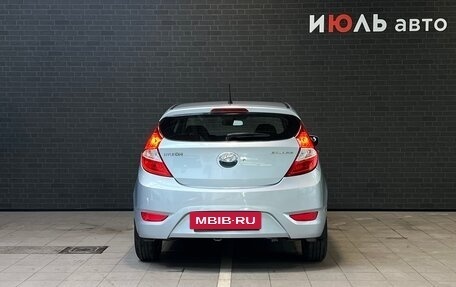 Hyundai Solaris II рестайлинг, 2011 год, 795 000 рублей, 6 фотография