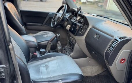 Mitsubishi Pajero III рестайлинг, 2002 год, 548 000 рублей, 5 фотография