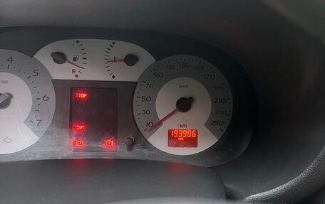 Renault Symbol I, 2006 год, 300 000 рублей, 12 фотография