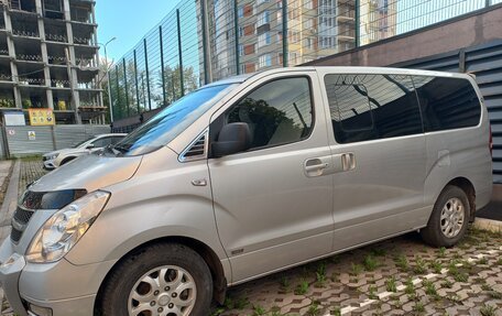 Hyundai Grand Starex Grand Starex I рестайлинг 2, 2009 год, 1 500 000 рублей, 3 фотография
