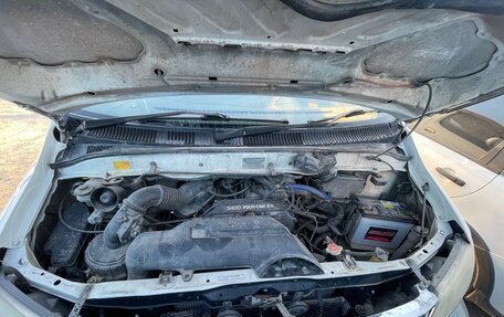 Toyota Grand HiAce I, 2000 год, 700 000 рублей, 4 фотография