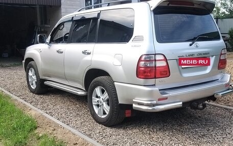 Toyota Land Cruiser 100 рестайлинг 2, 2001 год, 1 776 500 рублей, 2 фотография