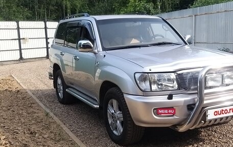 Toyota Land Cruiser 100 рестайлинг 2, 2001 год, 1 776 500 рублей, 4 фотография