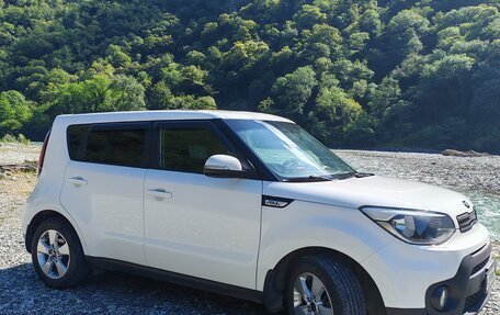 KIA Soul II рестайлинг, 2019 год, 2 000 000 рублей, 4 фотография