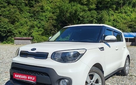 KIA Soul II рестайлинг, 2019 год, 2 000 000 рублей, 3 фотография