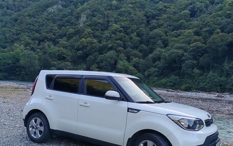 KIA Soul II рестайлинг, 2019 год, 2 000 000 рублей, 14 фотография