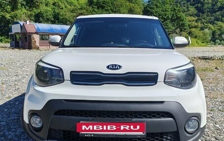KIA Soul II рестайлинг, 2019 год, 2 000 000 рублей, 10 фотография