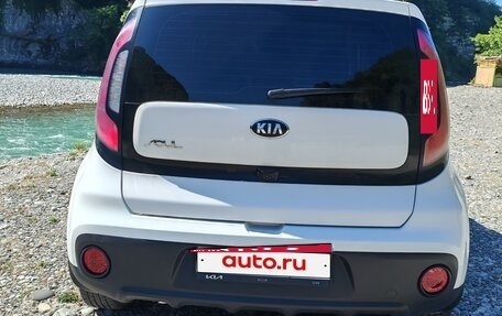 KIA Soul II рестайлинг, 2019 год, 2 000 000 рублей, 19 фотография