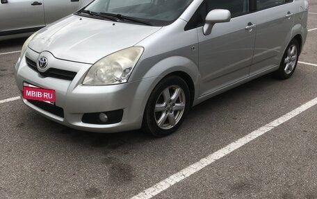 Toyota Corolla Verso I, 2007 год, 770 000 рублей, 2 фотография