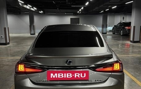 Lexus ES VII, 2021 год, 3 400 000 рублей, 5 фотография