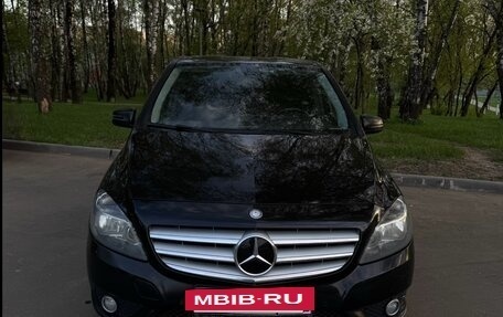 Mercedes-Benz B-Класс, 2012 год, 1 200 000 рублей, 2 фотография