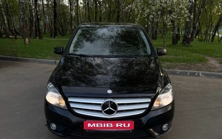 Mercedes-Benz B-Класс, 2012 год, 1 200 000 рублей, 3 фотография