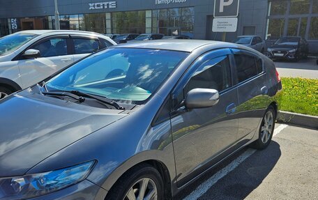 Honda Insight II рестайлинг, 2009 год, 750 000 рублей, 3 фотография