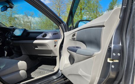 Honda Insight II рестайлинг, 2009 год, 750 000 рублей, 13 фотография