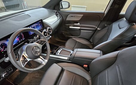 Mercedes-Benz GLA, 2023 год, 4 800 000 рублей, 10 фотография