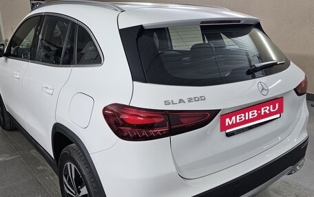 Mercedes-Benz GLA, 2023 год, 4 800 000 рублей, 5 фотография