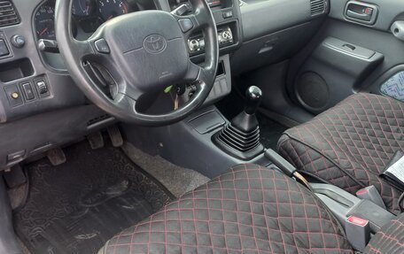 Toyota RAV4, 1995 год, 550 000 рублей, 4 фотография