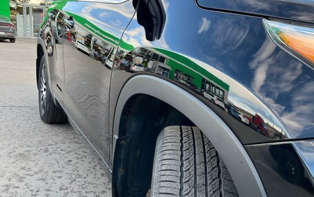 Toyota Highlander III, 2018 год, 5 300 000 рублей, 4 фотография