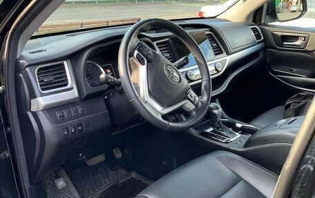 Toyota Highlander III, 2018 год, 5 300 000 рублей, 11 фотография