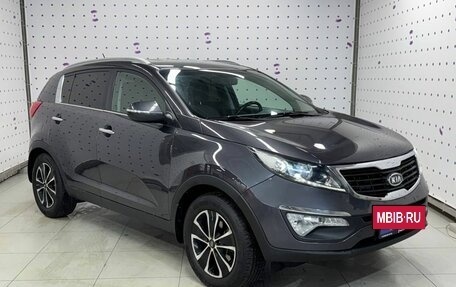 KIA Sportage III, 2011 год, 1 350 000 рублей, 3 фотография
