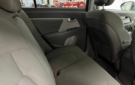 KIA Sportage III, 2011 год, 1 350 000 рублей, 18 фотография