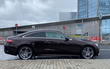 Mercedes-Benz E-Класс, 2019 год, 4 999 000 рублей, 7 фотография