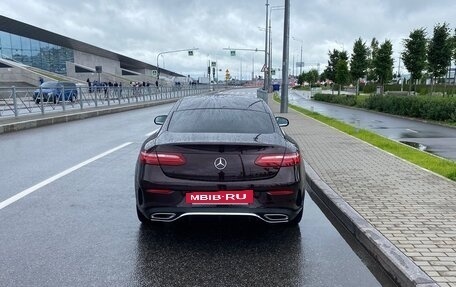 Mercedes-Benz E-Класс, 2019 год, 4 999 000 рублей, 4 фотография